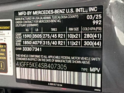Certified 2025 Mercedes-Benz GLS 450 4MATIC w/ AMG Line Exterior image 27