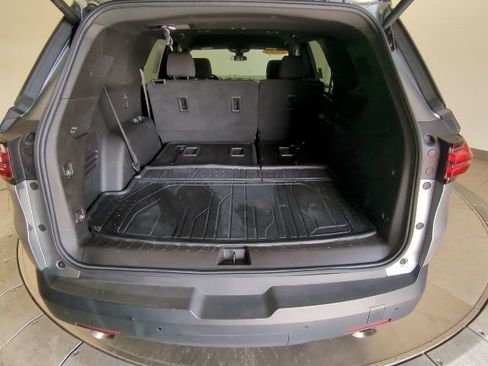 Used 2023 Chevrolet Traverse LT w/ LPO, Floor Liner Package AWD/4WD image 25