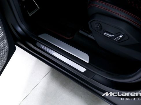 Used 2024 Lamborghini Urus S image 15