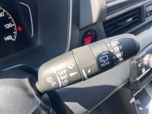 Used 2025 Honda Pilot EX-L image 33