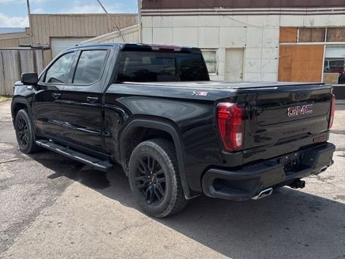 Used 2022 GMC Sierra 1500 Elevation w/ Elevation Premium Package AWD/4WD image 2