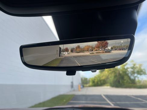 Used 2019 Cadillac XT4 Premium Luxury w/ Technology Package image 35