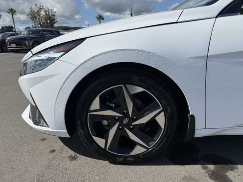 Certified 2023 Hyundai Elantra Limited w/ Cargo Package image 17