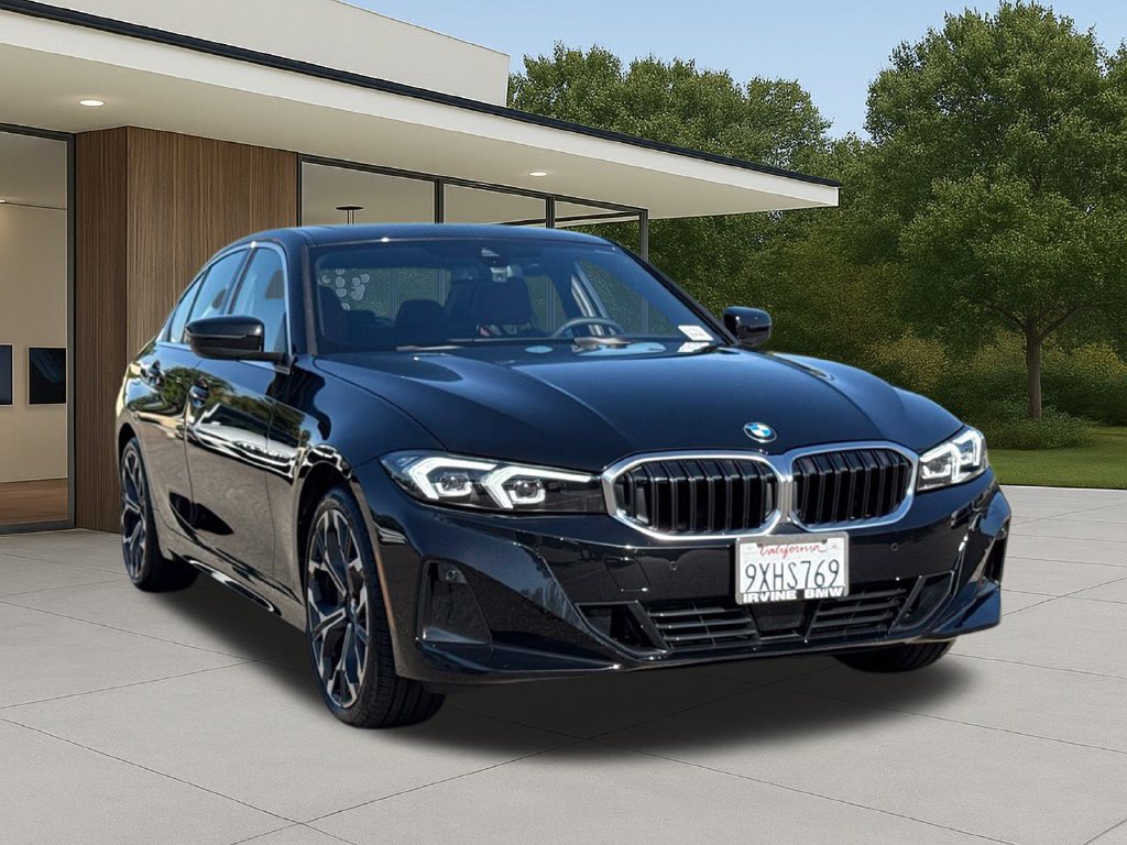 Used 2026 BMW 330i Sedan w/ Premium Package RWD image 5