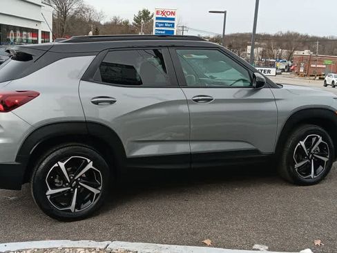 Used 2023 Chevrolet TrailBlazer RS w/ Convenience Package image 6