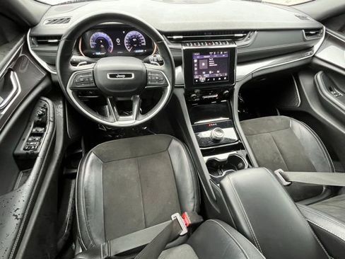 Used 2022 Jeep Grand Cherokee L Laredo image 10