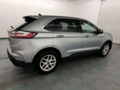 Used 2023 Ford Edge SEL image 8