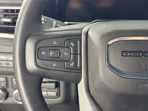 Used 2024 GMC Yukon Denali w/ LPO, Floor Liner Package image 18