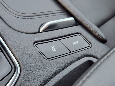 Used 2023 Cadillac XT6 Premium Luxury image 26