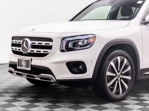 Used 2023 Mercedes-Benz GLB 250 4MATIC image 36