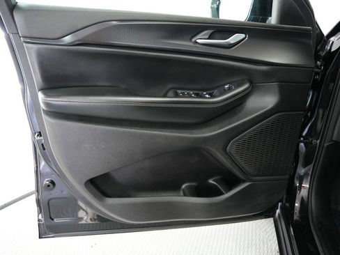 Used 2023 Jeep Grand Cherokee L Laredo AWD/4WD image 46