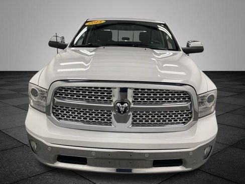 Used 2018 RAM 1500 Laramie AWD/4WD image 2