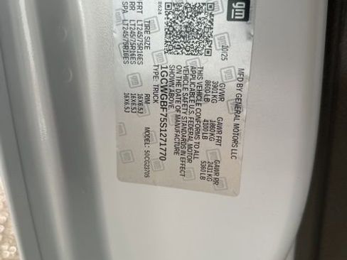 New 2025 Chevrolet Express 2500 Extended w/ Safety Package image 32