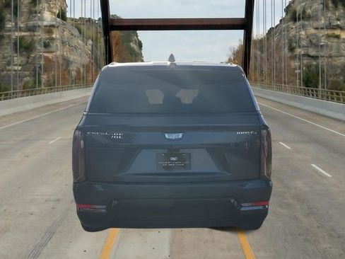 New 2026 Cadillac Escalade IQL Sport 2 AWD/4WD image 10