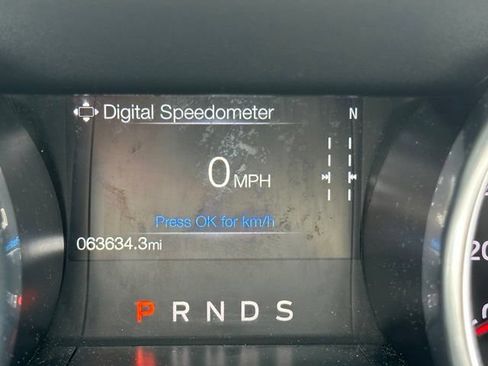 Used 2022 Ford Mustang Premium RWD image 18