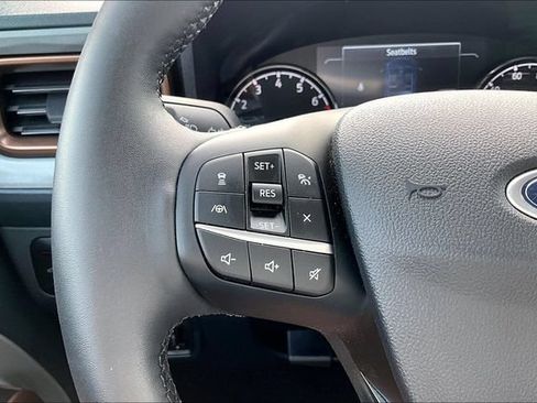 Used 2024 Ford Maverick Lariat w/ 4K Tow Package AWD/4WD image 12