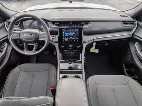 New 2026 Jeep Grand Cherokee Laredo X RWD image 16