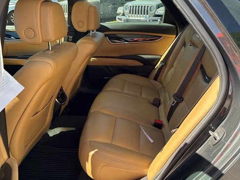 Used 2013 Cadillac XTS Luxury w/ Driver Awareness Package FWD image 13