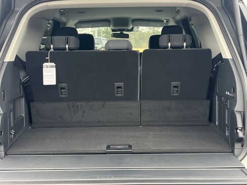 New 2026 Ford Expedition Active RWD image 19