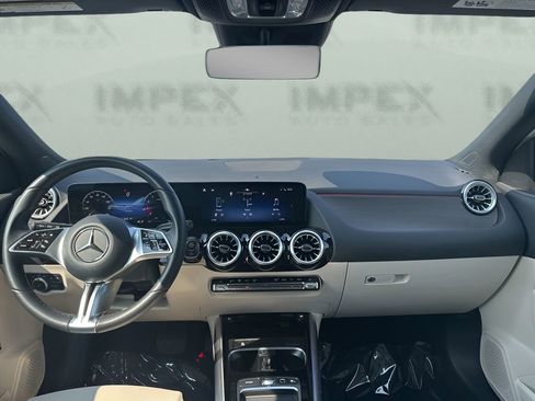 Used 2025 Mercedes-Benz GLA 250 image 14