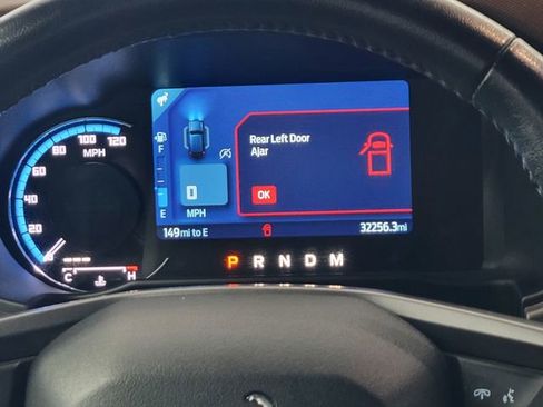 Used 2023 Ford Bronco Outer Banks image 32