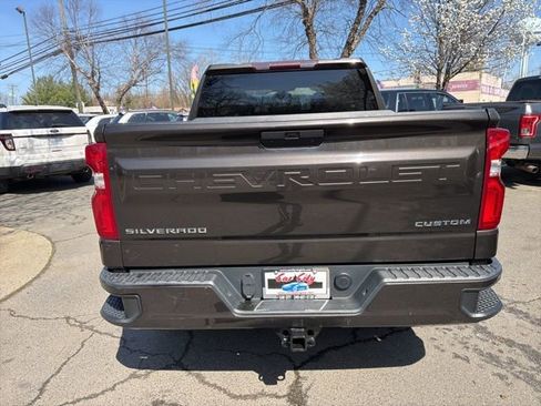 Used 2021 Chevrolet Silverado 1500 Custom image 5