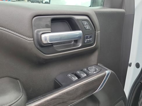 Used 2019 Chevrolet Silverado 1500 LTZ w/ LTZ Plus Package AWD/4WD image 19
