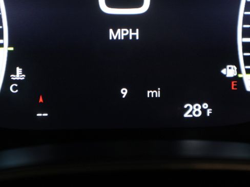 New 2026 Chrysler Pacifica Select image 19