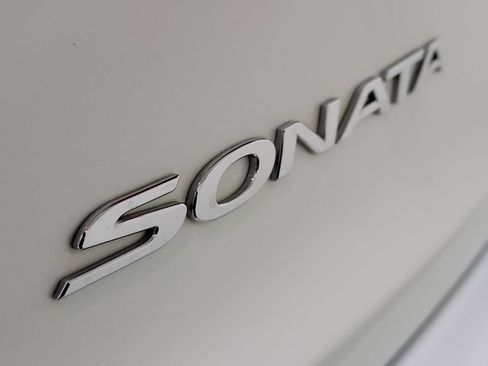 Used 2016 Hyundai Sonata SE image 33