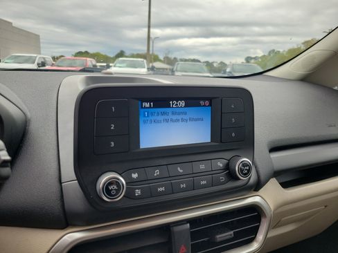 Used 2018 Ford EcoSport S image 16