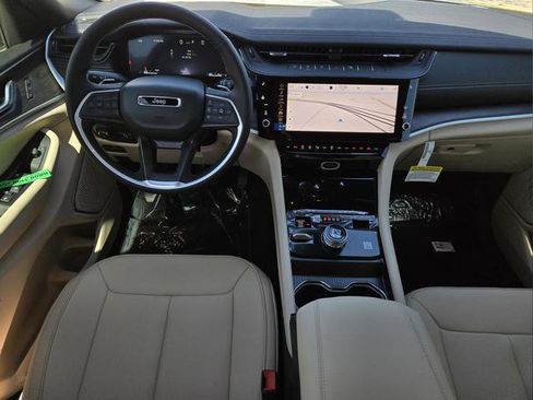 New 2026 Jeep Grand Cherokee Limited AWD/4WD image 22