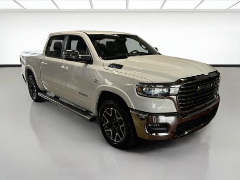 Used 2026 RAM 1500 Laramie AWD/4WD image 3