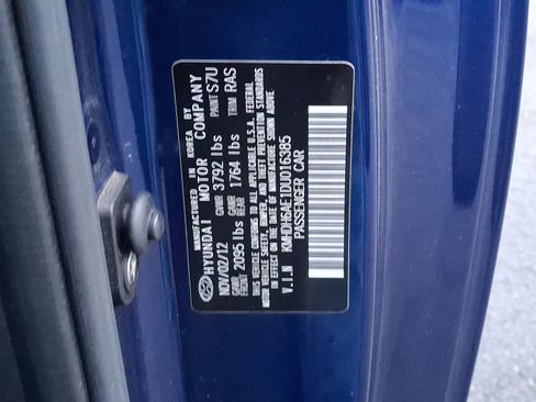 Used 2013 Hyundai Elantra image 27