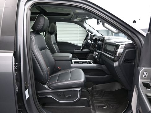 Used 2024 Ford F350 Lariat w/ Lariat Ultimate Package AWD/4WD image 13