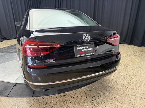 Used 2018 Volkswagen Passat 2.0T S w/ Driver Assistance Package image 5