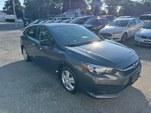 Used 2020 Subaru Impreza 2.0i image 1