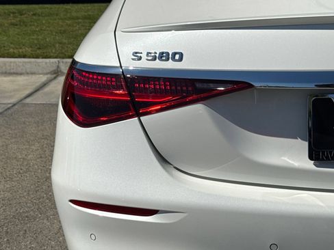 Used 2023 Mercedes-Benz S 580 4MATIC Sedan image 11