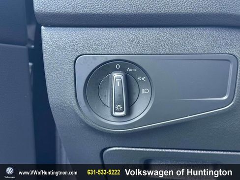 Certified 2023 Volkswagen Tiguan SE R-Line image 20
