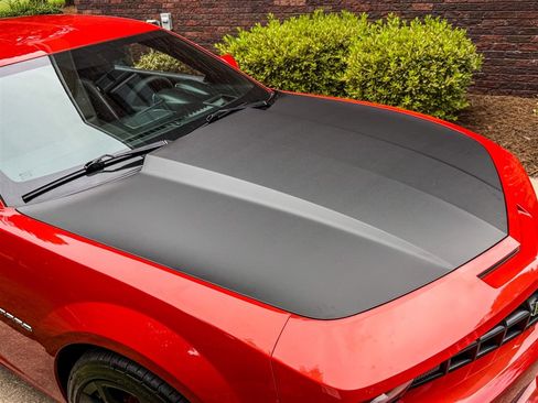 Used 2013 Chevrolet Camaro SS w/ SS Performance Package RWD image 32