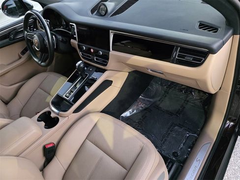 Used 2024 Porsche Macan S image 32