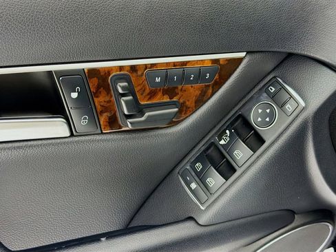 Used 2013 Mercedes-Benz C 300 4MATIC Sedan image 17