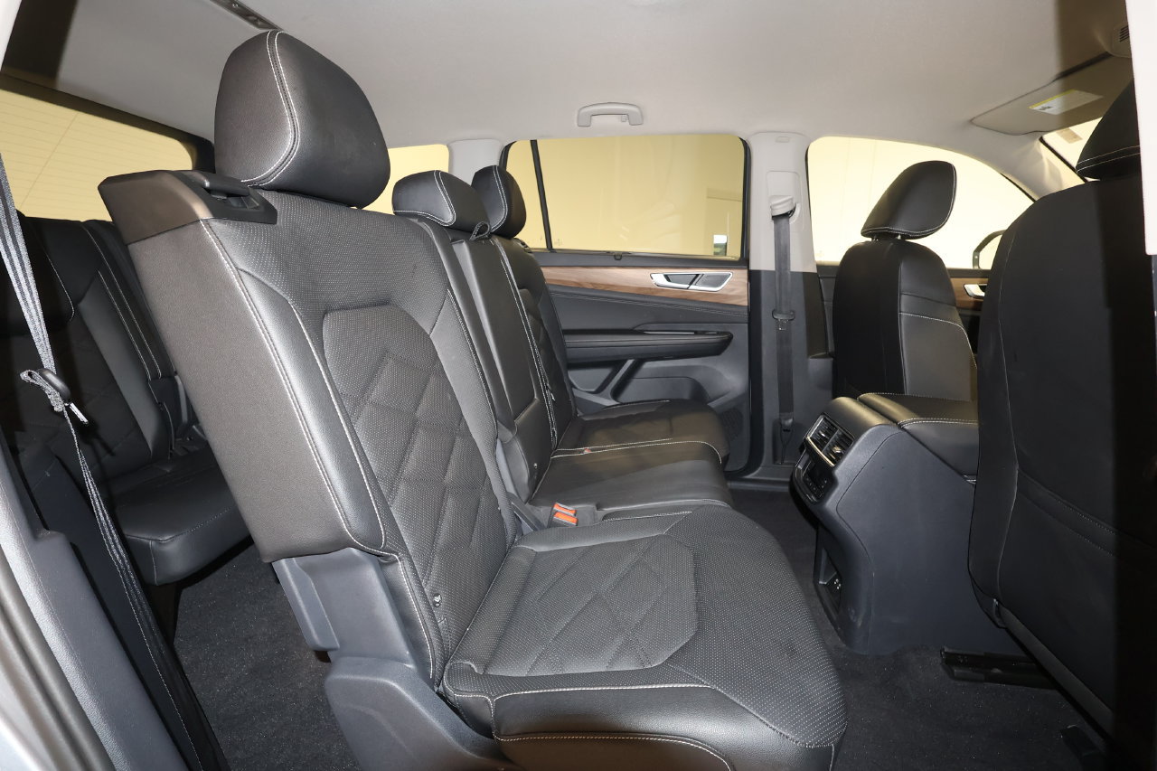 Used 2026 Volkswagen Atlas SE AWD/4WD image 24