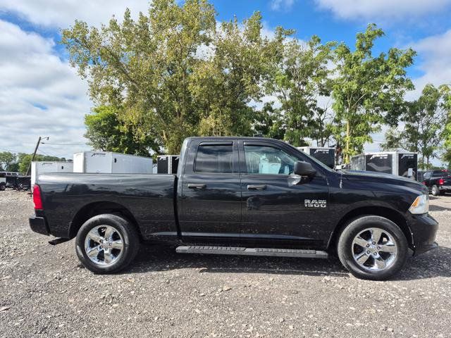 Used 2018 RAM 1500 Express w/ Express Value Package AWD/4WD image 1