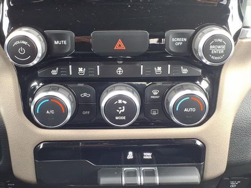 Used 2019 RAM 1500 Laramie image 8