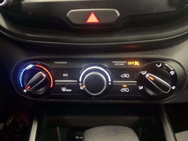 Certified 2024 Kia Soul LX FWD image 25
