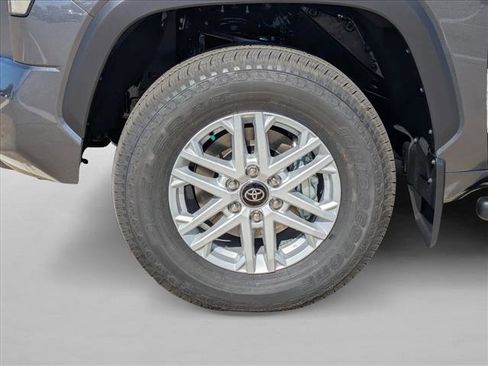 Used 2026 Toyota Tundra SR5 w/ SR5 Convenience Package image 10