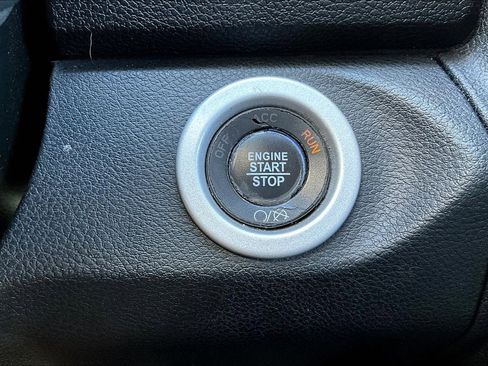 Used 2018 RAM 2500 Laramie w/ Convenience Group image 22