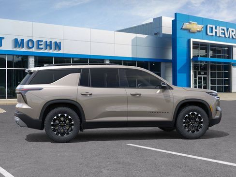 New 2027 Chevrolet Traverse Z71 w/ Driver Confidence Package AWD/4WD image 5