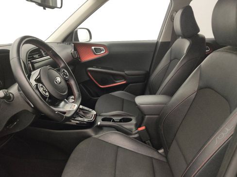 Used 2020 Kia Soul GT-Line Turbo FWD image 17