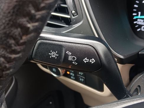 Used 2021 Ford Escape SEL image 14